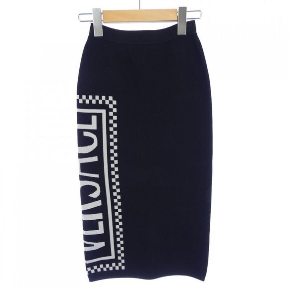 Versace A83291 Skirt - Picture 2 of 6